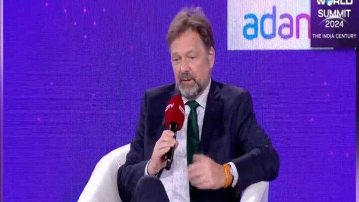 प्रधानमंत्री नरेंद्र मोदी और चांसलर शोल्ज 25 अक्टूबर को सातवें अंतर-सरकारी परामर्श (IGC) की सह-अध्यक्षता करेंगे. आईजीसी एक संपूर्ण सरकारी ढांचा है, जिसके तहत दोनों पक्षों के मंत्री अपने-अपने जिम्मेदारी वाले क्षेत्रों में चर्चा करते हैं और अपने विचार-विमर्श के परिणामों की रिपोर्ट प्रधानमंत्री और चांसलर को देते हैं.