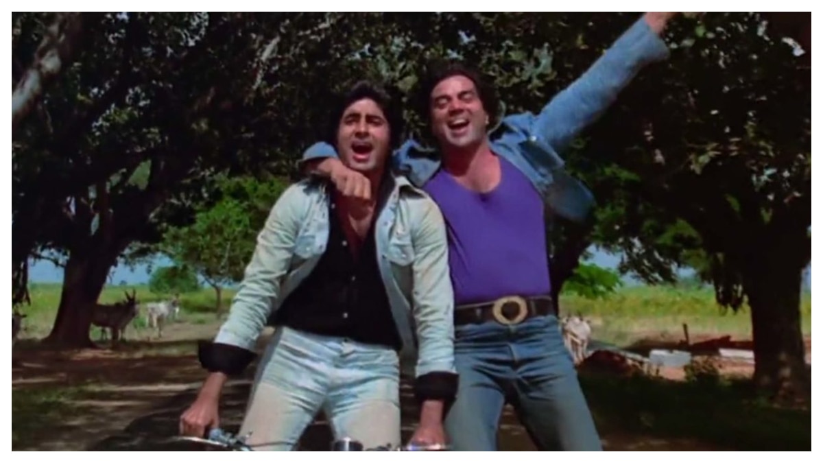 'Dharmendra-Amitabh Na Gunde Lagte Hai Na Bhaade Key Tattu': A Scathing Sholay Review From 1975