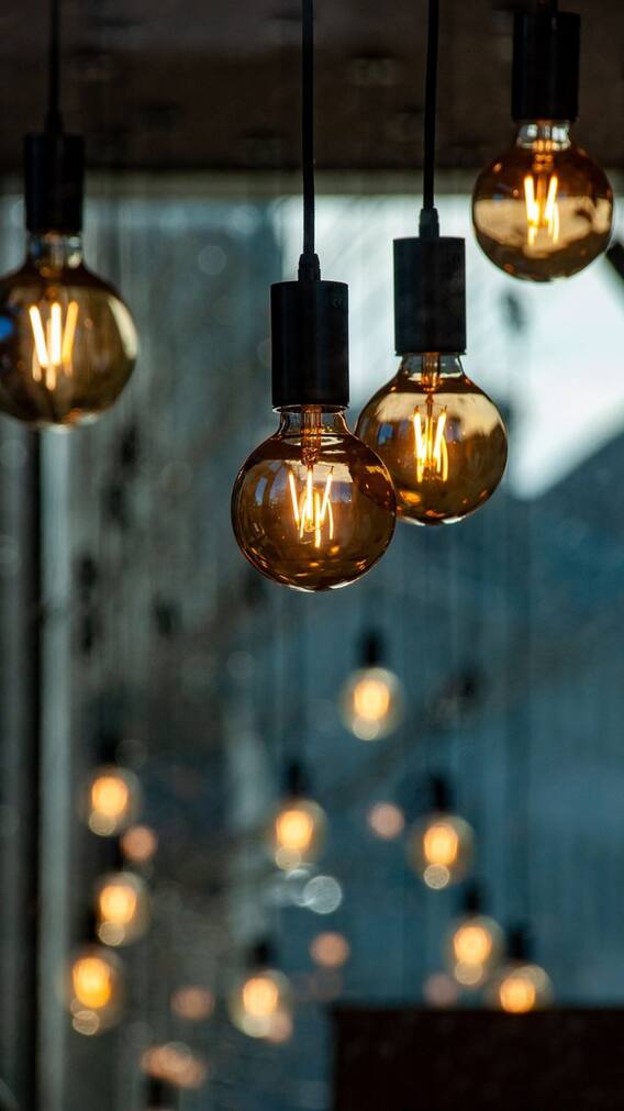 दिवाली पर सस्ते में खरीदें ये बेहतरीन Decorative LED Bulb!