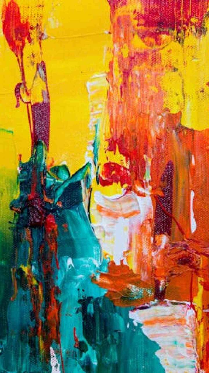 वॉल आर्ट/पेंटिंग्ज: जेव्हा दिवाळी येते तेव्हा विविध प्रकारचे पेंटिंग्स लोक देत असतात  नवीन कलाकृतींमध्ये प्रयोग करायला आवडणाऱ्या व्यक्तीसाठी तुम्ही भेटवस्तू शोधत असाल, तर वॉल पेंटिंग हा योग्य पर्याय असू शकतो.