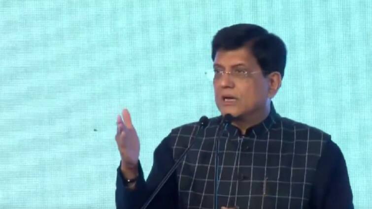 India Paired with Germany’s precision engineering to benefit the world Piyush Goyal ஜெர்மனியின் நுட்பமும் இந்தியாவின் திறனும் இணைந்தால் உலகத்துக்கே உதவலாம்- மத்திய அமைச்சர் பியூஷ் கோயல்