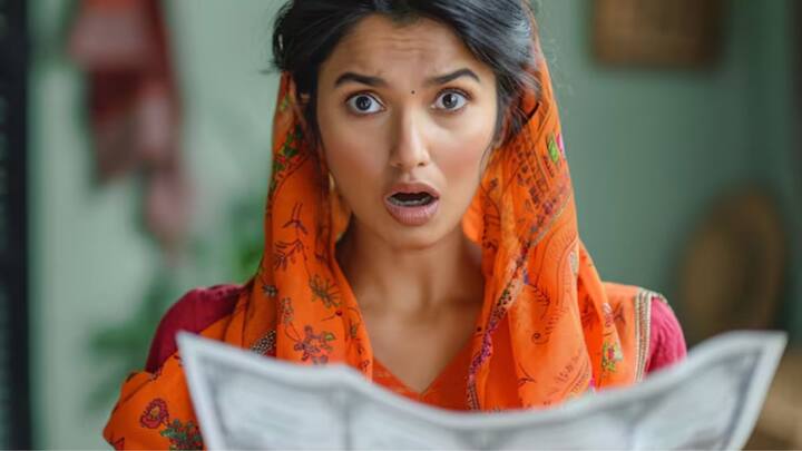 बता दें हिंदी भारत की सबसे व्यापक रूप से बोली जाने वाली भाषा है और इसे भारत की आधिकारिक भाषा का दर्जा प्राप्त है. यह देश के अधिकांश हिस्सों में समझी जाती है और इसे भारत की राष्ट्रीय भाषा भी माना जाता है.