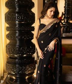 Krithi Shetty: બ્લેક સાડીમાં કાતિલ અંદાજમાં જોવા મળી સાઉથ એક્ટ્રેસ કીર્તિ શેટ્ટી, જુઓ તસવીરો