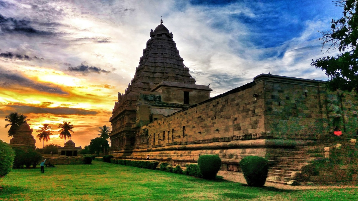 Explore South India’s UNESCO World Heritage Sites: From Chola Temples To Mahabalipuram