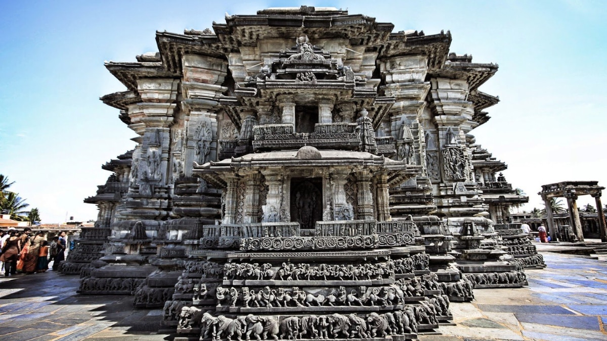 Explore South India’s UNESCO World Heritage Sites: From Chola Temples To Mahabalipuram