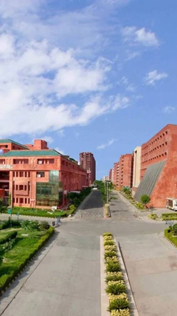 भारत में सबसे ज्यादा स्टेट यूनिवर्सिटी कहां है?