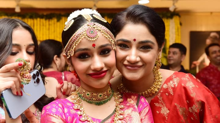 इसके बाद उन्होंने भगवान विष्णु से दशावतारों को भी अपने नृत्य के ज़रिए प्रदर्शित किया. जिसे हर कोई देखता रह गया. इनमें मत्स्य अवतार, राम अवतार और बलराम अवतार की भी प्रस्तुति दी.