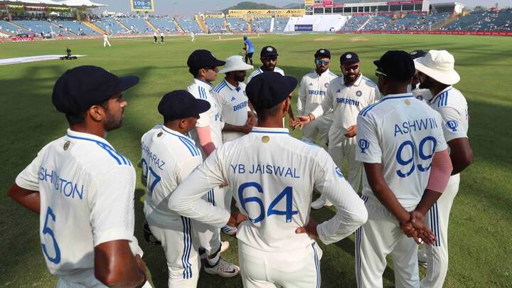 বেঙ্গালুরুর পর পুণেতেও মাত্র তিন দিনে পরাজিত হয়ে নিউজ়িল্যান্ডের বিরুদ্ধে সিরিজ় খোয়াতে হল টিম ইন্ডিয়াকে।