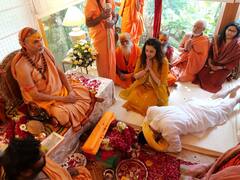 Shankaracharya Swami Avimukteshwaranand Visits Raghav And Parineeti’s Home, Blesses The Couple. Pics