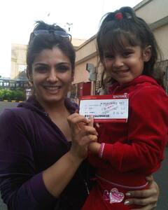 कभी साथ में किया मेकअप...तो कभी मां की गोद में खेली, रवीना टंडन के बर्थडे पर राशा ने शेयर की अनदेखी तस्वीरें