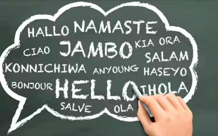 ਇਸ ਤੋਂ ਇਲਾਵਾ ਮਰਾਠੀ, ਬੰਗਾਲੀ, ਉਰਦੂ, ਗੁਜਰਾਤੀ, ਕੰਨੜ ਅਤੇ ਮਲਿਆਲਮ ਵੀ ਭਾਰਤ ਵਿੱਚ ਸਭ ਤੋਂ ਵੱਧ ਬੋਲੀ ਜਾਣ ਵਾਲੀਆਂ ਭਾਸ਼ਾਵਾਂ ਹਨ। ਹਾਲਾਂਕਿ, ਇਸ ਤੋਂ ਇਲਾਵਾ ਭਾਰਤ ਵਿੱਚ ਹੋਰ ਭਾਸ਼ਾਵਾਂ ਵੀ ਬੋਲੀਆਂ ਜਾਂਦੀਆਂ ਹਨ।