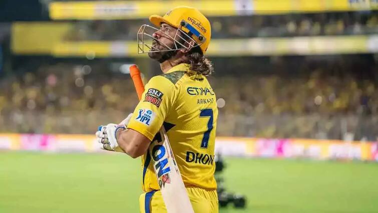 csk retention list ipl 2025 ms dhoni to be retained as uncapped player ravindra jadeja first retention ruturaj gaikwad CSK ने कर लिया फैसला! इन पांच खिलाड़ियों पर खर्च होंगे 75 करोड़ रुपये; क्या MS Dhoni रिटेंशन लिस्ट में हैं शामिल?