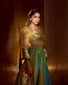 Sharvari Wagh's Diwali Look Is All About Gold & Blue Ethnic Lehenga; See Pics