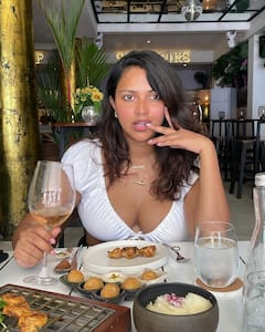 Amala Paul: బాలిలో బర్త్ డే లేడీ అమలా పాల్... ఆ అందం, ఆ చందం చూశారా?