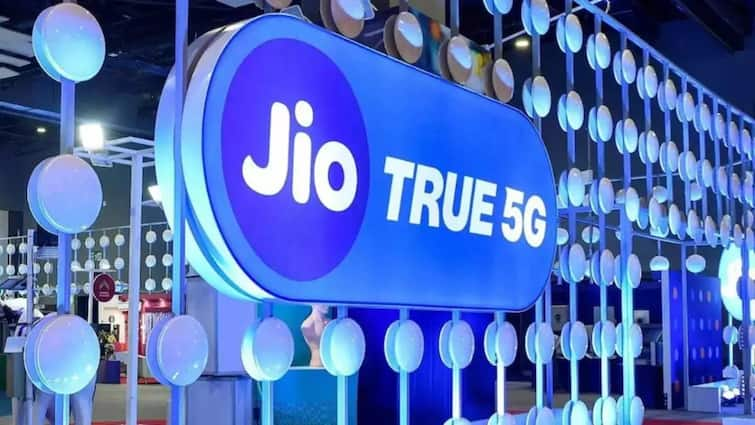 Jio का शानदार रिचार्ज प्लान, जो एकसाथ दूर करेगा पूरे 11 महीने की टेंशन