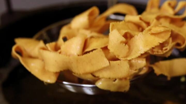 தீபாவளி பலகாரம் செய்யும் திட்டம் இருக்கா? என்ன செய்ய வேண்டும் என்று யோசிக்கிறீர்களா?ஆப்பில் பயன்படுத்தி ஒரு ஸ்நாக்ஸ்..