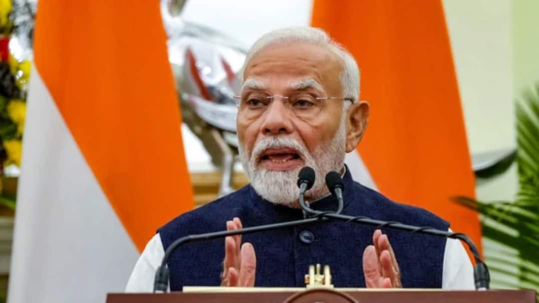 আয়ুষ্মান ভারত নিয়ে বাংলার মানুষের কাছে ক্ষমা চাইলেন প্রধানমন্ত্রী, কী বললেন ? আয়ুষ্মান ভারত নিয়ে বাংলার মানুষের কাছে ক্ষমা চাইলেন প্রধানমন্ত্রী, কী বললেন ?