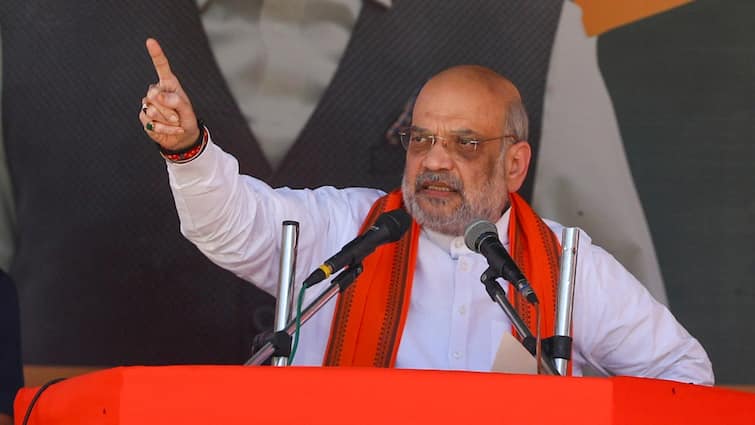 Shah Warns of Infiltration, Urges West Bengal to Embrace Change in 2026 Assembly Elections