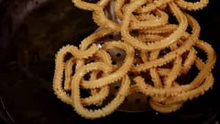 Diwali Snacks Recipe: ஆரோக்கியமான கருப்புகவுனி அரிசி முறுக்கு..செய்வது எப்படி?