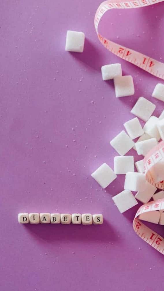 শরীরের এই অংশগুলিতে কালো ছোপ পড়ছে না তো ? হতে পারে ডায়াবেটিসের লক্ষণ