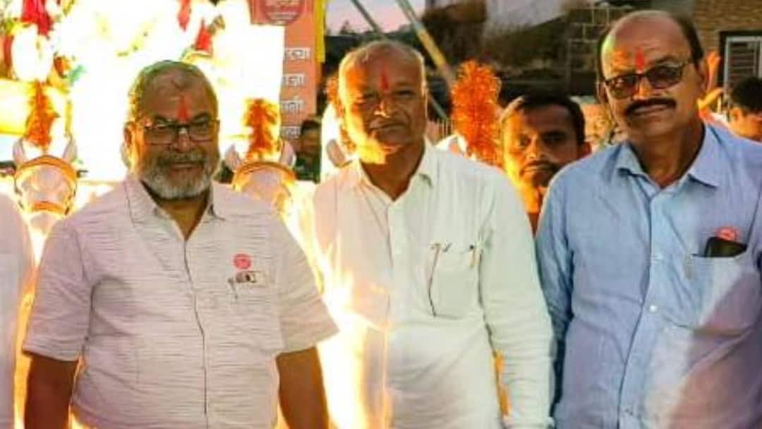 Ulhas Patil Shirol : कोल्हापुरात उद्धव ठाकरे गटाला तगडा झटका बसण्याची शक्यता; माजी आमदार उल्हास पाटील घरवापसीच्या तयारीत! Maharashtra Vidhan Sabha Election 2024 Former MLA of Shirol Ulhas Patil on the path of swabhimani shetkari sanghatana raju shetti Ulhas Patil Shirol : कोल्हापुरात उद्धव ठाकरे गटाला तगडा झटका बसण्याची शक्यता; माजी आमदार उल्हास पाटील घरवापसीच्या तयारीत!