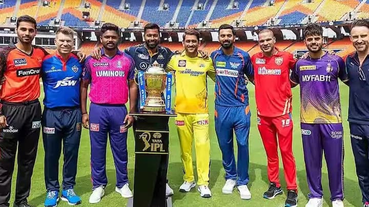 हालांकि, अगर कोई टीम 6 के बजाय महज 2 खिलाड़ियों को ही रिटेन करती है तो उसके पास ऑक्शन में 3 आरटीएम (राइट टू मैच कार्ड) होंगे. वह टीम ऑक्शन में अपने 3 खिलाड़ियों पर आरटीएम का इस्तेमाल कर सकती है. (फोटो क्रेडिट- सोशल मीडिया)