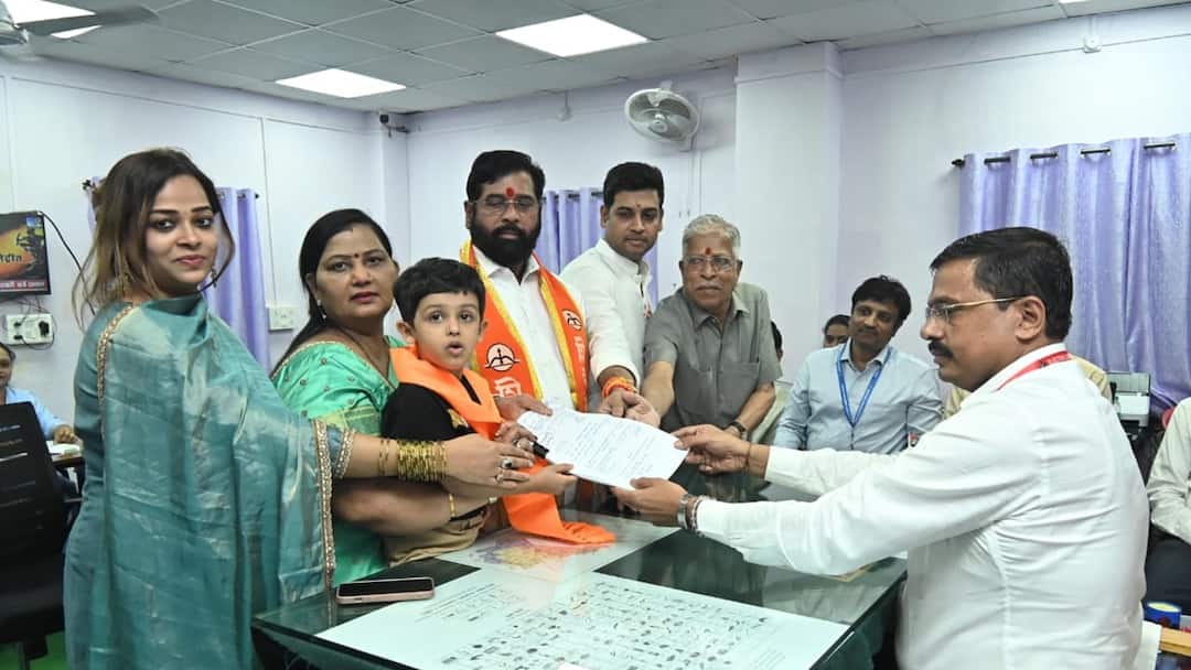 Maharashtra Election: CM Eknath Shinde Files Nomination, Calls Polls 'Fight Between Vikas And Vinash' Maharashtra Election 2024 CM Eknath Shinde Files Nomination from Kopri-Pachpakhadi after roadshow in Thane Maharashtra Election: CM Eknath Shinde Files Nomination, Calls Polls 'Fight Between Vikas And Vinash'
