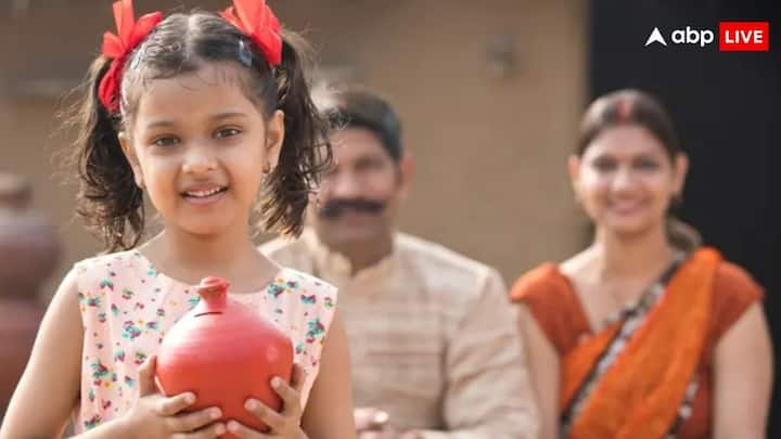 Scheme For Daughter: अगर आप भी अपनी बेटी का भविष्य सिक्योर करना चाहते हैं. तो इस दिवाली आप उनके लिए इस स्कीम में निवेश कर सकते हैं. जानें योजना की पूरी जानकारी.