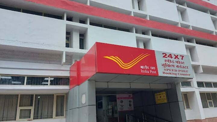 सुकन्या समृद्धि योजना में खाता खुलवाने के लिए आप अपने नजदीकी पोस्ट ऑफिस या बैंक जा सकते हैं. वहां कुछ जरूरी दस्तावेजों के साथ अपनी बेटी के नाम पर इस दिवाली यह खाता खोलकर निवेश शुरू कर सकते हैं.