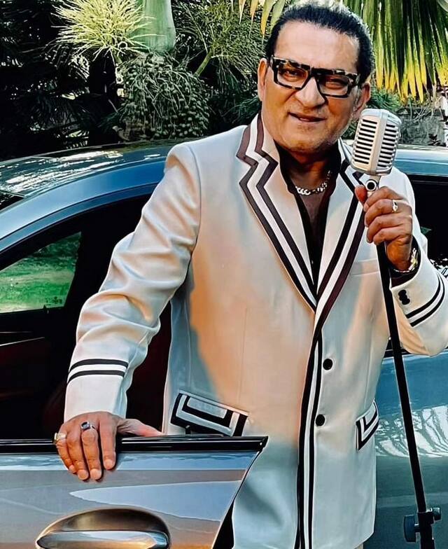 अभिजीत ने कुछ साल पुराने एक इंटरव्यू में कहा था- 'मैं तो इन पाकिस्तानी आर्टिस्ट को मुंबई में बुलाकर उल्टा लटाकर पता नहीं क्या करता लेकिन मारता बहुत.'