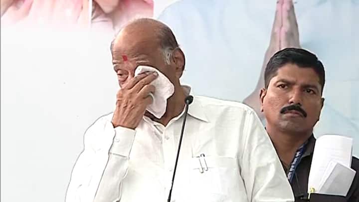 दरम्यान, युगेंद्र पवार यांनी अर्ज दाखल केल्यानंतर अजित पवार यांनी नाराजी व्यक्त केली होती. शरद पवार यांचा उल्लेख करून त्यांनी घरफोडीबाबत विधान केलं होतं.