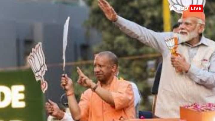 इसके बाद उन्होंने कहा कि ये नारा पूरे हिंदुस्तान के लिए है. विविधता में एकता वाला देश यानि उस समय बीजेपी संघ की नजर में मुस्लिम समुदाय भी शामिल था और अब संघ और बीजेपी दोनों ने हिंदू समाज, हिंदू समाज को बांटने आदि के नाम पर खुलकर बात करनी शुरू कर दी है. इससे पता चलता है कि दाल में कुछ काला है.