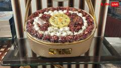 दिवाली पर यहां मिल रही है पाकिस्तान के पिस्ता से बनी मिठाई! कीमत 24 हजार रुपये किलो, क्या है खास जानिए