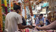 धनतेरस पर गुलजार शिमला के बाजार, खरीदारी के लिए उमड़ी लोगों की भारी भीड़