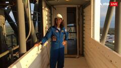 Diwali In Space: सुनीता विलियम्स ने अंतरिक्ष में बिखेरी दीवाली की रोशनी, 260 मील की ऊंचाई से भेजा मैसेज