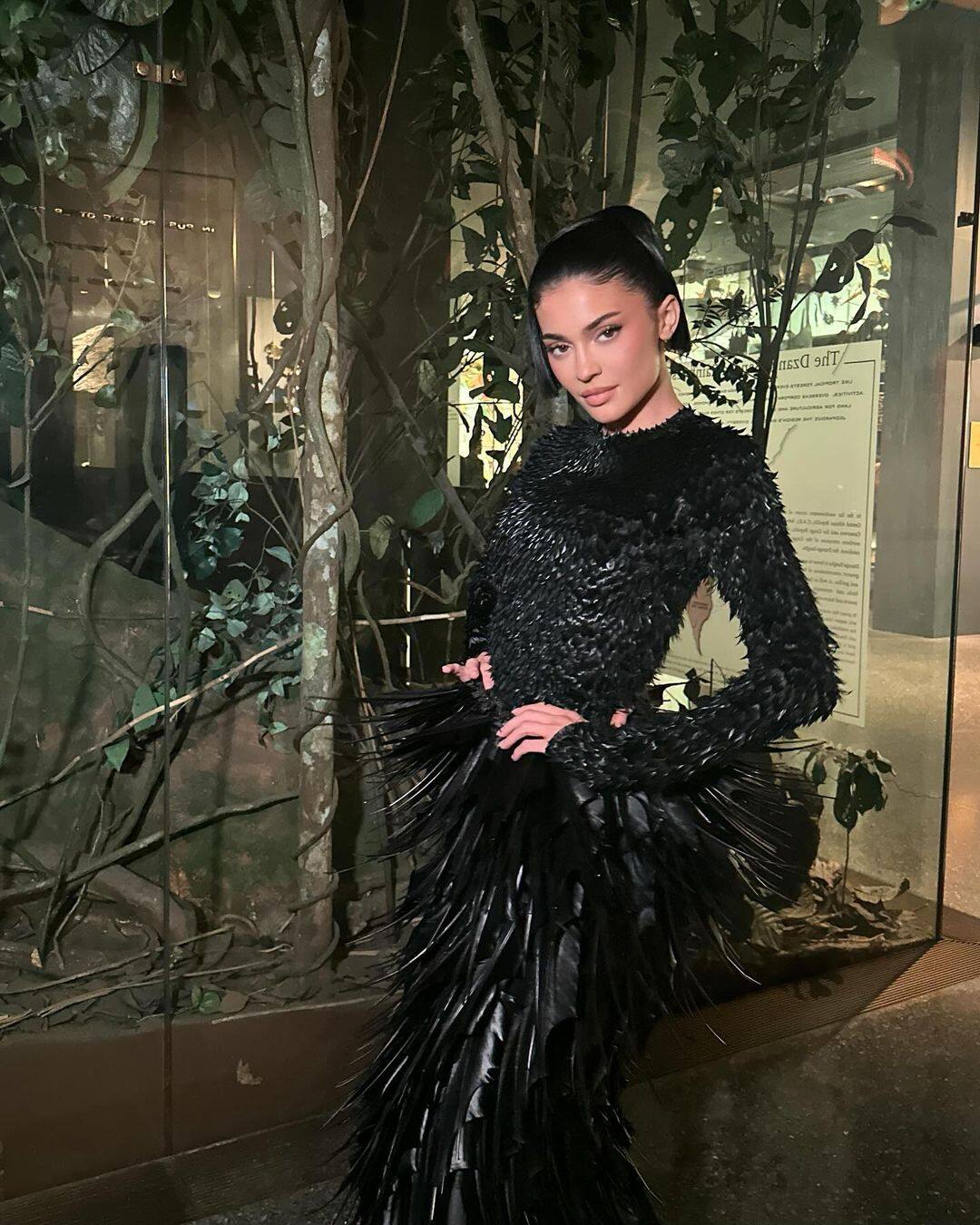 Kylie Jenner Looks Halloween-Ready In A Feathered Black Dress, See All Pics Kylie Jenner Looks Halloween-Ready In A Feathered Black Dress, See All Pics