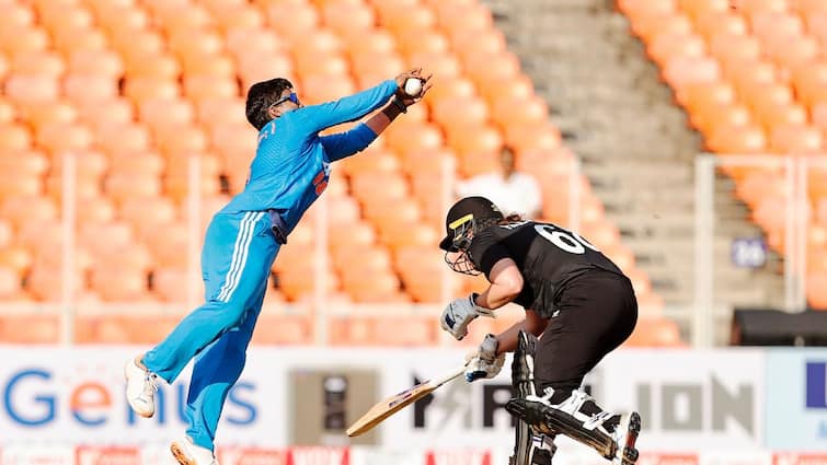 Deepti Sharma Makes Incredible Catch To Secure Win for India