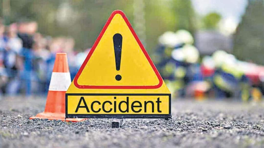 Thanjavur news 2 killed in a government express bus collision at Thirukanurpatti - TNN தஞ்சாவூர் அருகே அரசு விரைவு பேருந்து மோதி 2 பேர் உயிரிழந்த சோகம்