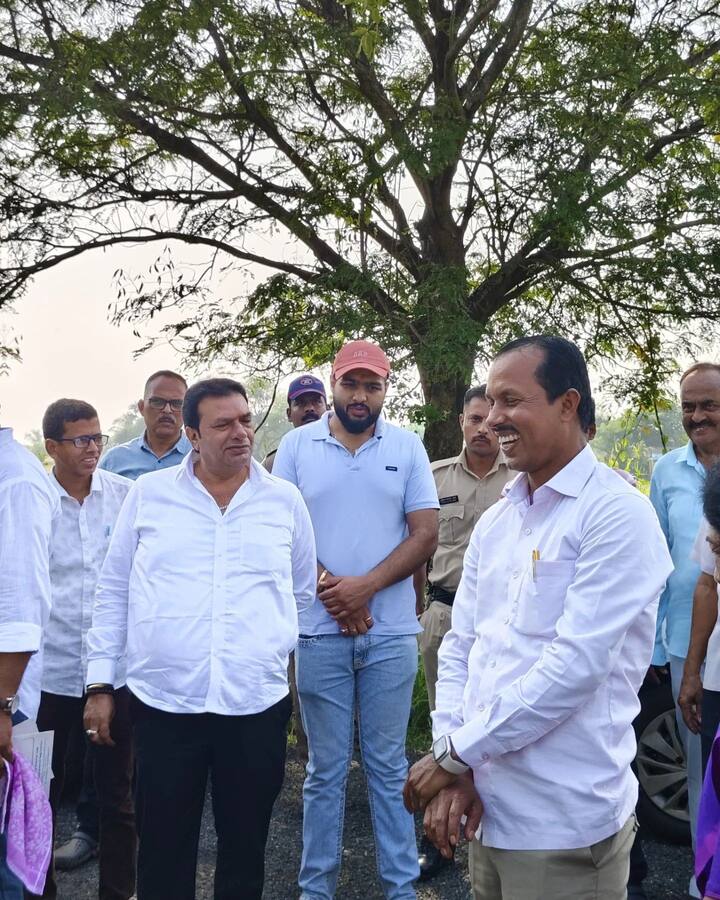 शिवसेनेने 2019 च्या विधानसभा निवडणुकीत श्रीनिवास वनगा यांचे पुनर्वसन करण्यासाठी विद्यमान आमदार अमित घोडा यांच्याऐवजी पालघर विधानसभेची उमेदवारी दिली होती.