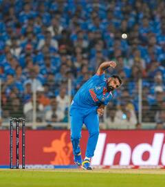 PHOTOS: मोहम्मद शमी को रोजाना चाहिए 1kg मटन, नहीं तो कम हो जाती है स्पीड? खुल गया राज