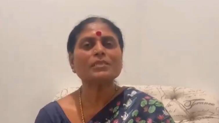 Jagan Vs Sharmila Mother YS Vijayamma Denies Division Of Family Assets By Late YSR Amid Ongoing Dispute Jagan Vs Sharmila: Mother YS Vijayamma Denies Division Of Family Assets By Late YSR Amid Ongoing Dispute