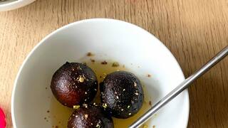 Healthy gulab jamun: குலாப் ஜாமுன் பிடிக்குமா? ஆரோக்கியமான முறையில் செய்து அசத்துங்க!