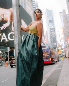 Manchu Lakshmi Prasanna : హాట్ ఫోటోషూట్ చేసిన మంచు లక్ష్మీ.. టాటూ కనిపించేలా ఫోజులిచ్చిందిగా