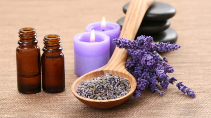 Lavender and Mint: Lavender is renowned for its calming abilities, and can transform a space to help refresh the mind, while mint invigorates the senses and refreshes the senses. The conjunction of the two fragrances promotes a unique unwinding experience, especially after the busy preparations.  (Image source: Canva)