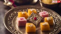 Diwali 2024: लड्डू-बर्फी या कलाकंद... दिवाली पर किस तरह की मिठाइयां खाना सेहत के लिए अच्छा?