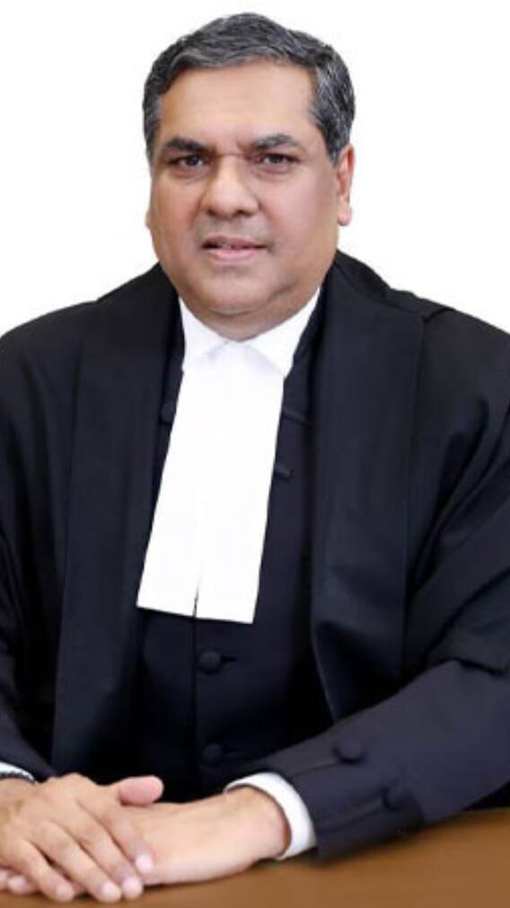 1975 की भरपाई… CJI बनने जा रहे जस्टिस संजीव खन्ना का इमरजेंसी से क्या है कनेक्शन?