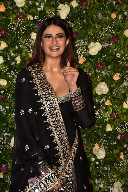 Palak Tiwari या शिवांगी जोशी किसका दिवाली पार्टी लुक है हिट? सूट और साड़ी में एक्ट्रेसेस ने ढाया कहर