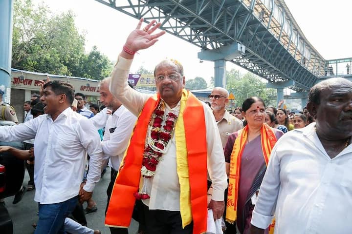 बोरवली विधानसभा मतदारसंघातून माजी खासदार गोपाळ शेट्टी यांनी अपक्ष उमेदवारी अर्ज दाखल केला. भाजपकडून संजय उपाध्याय यांना उमेदवारी देण्यात आली आहे.