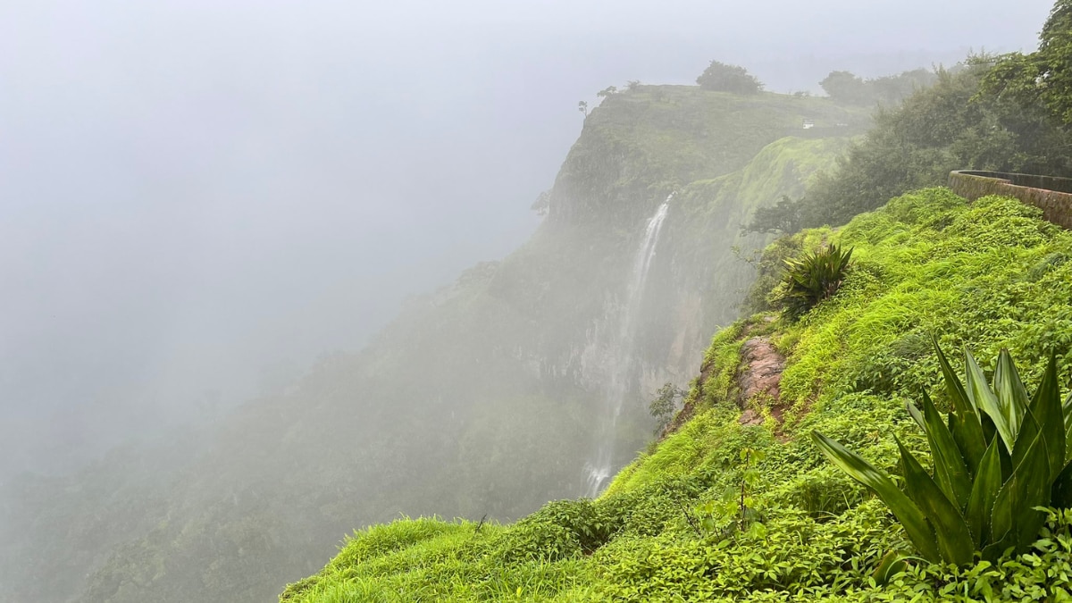 Winters Getaways: 6 Hill stations In Maharashtra To Experience This Weather