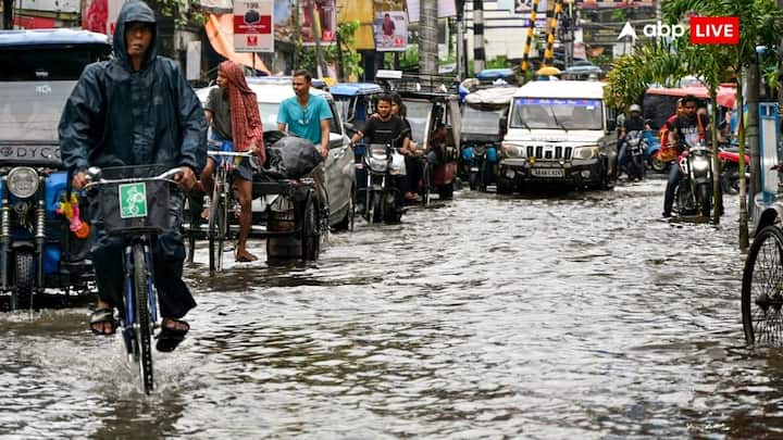 उत्तर प्रदेश के मौसम में बदलाव देखने को मिलेगा. प्रयागराज, वाराणसी सहित कई जिलों में आज हल्की बारिश के साथ ठंड बढ़ने की संभावना है. मौसम विभाग के मुताबिक राज्य के ज्यादातर हिस्सों में दिवाली के बाद ठंड बढ़ने की उम्मीद है.